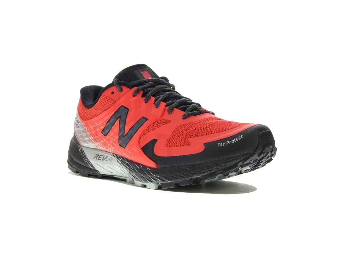 Zapatilla De Trail Running Para Mujer New Balance Summit Kom Goretex -  Sumitate Argentina