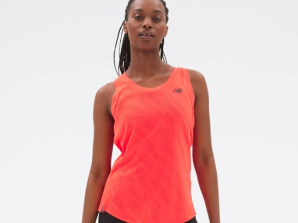 Musculosa New Balance Q Speed Jacquard Tank Mujer