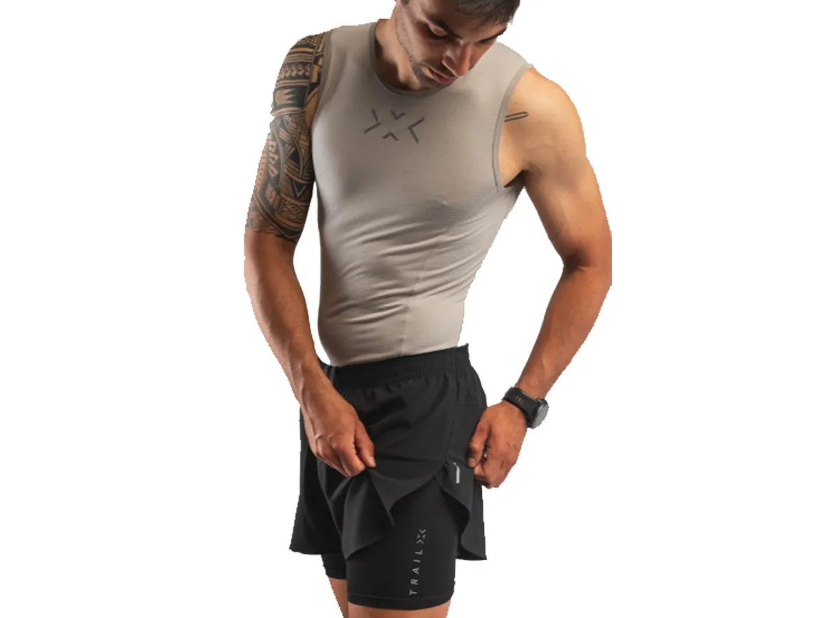 Short Peak Trail+calza Oxx Total Black Hombre