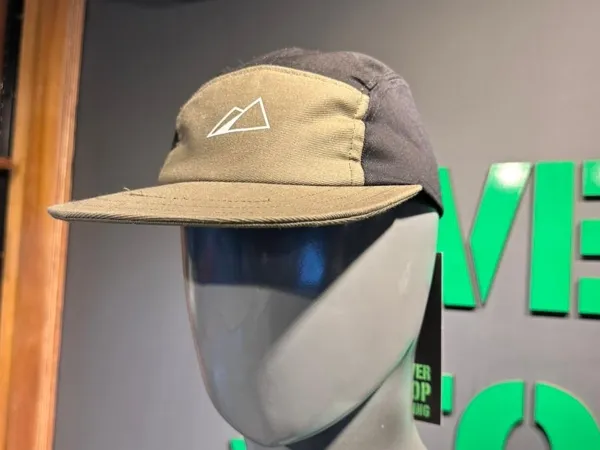 Gorra Sumitate Visera Corta