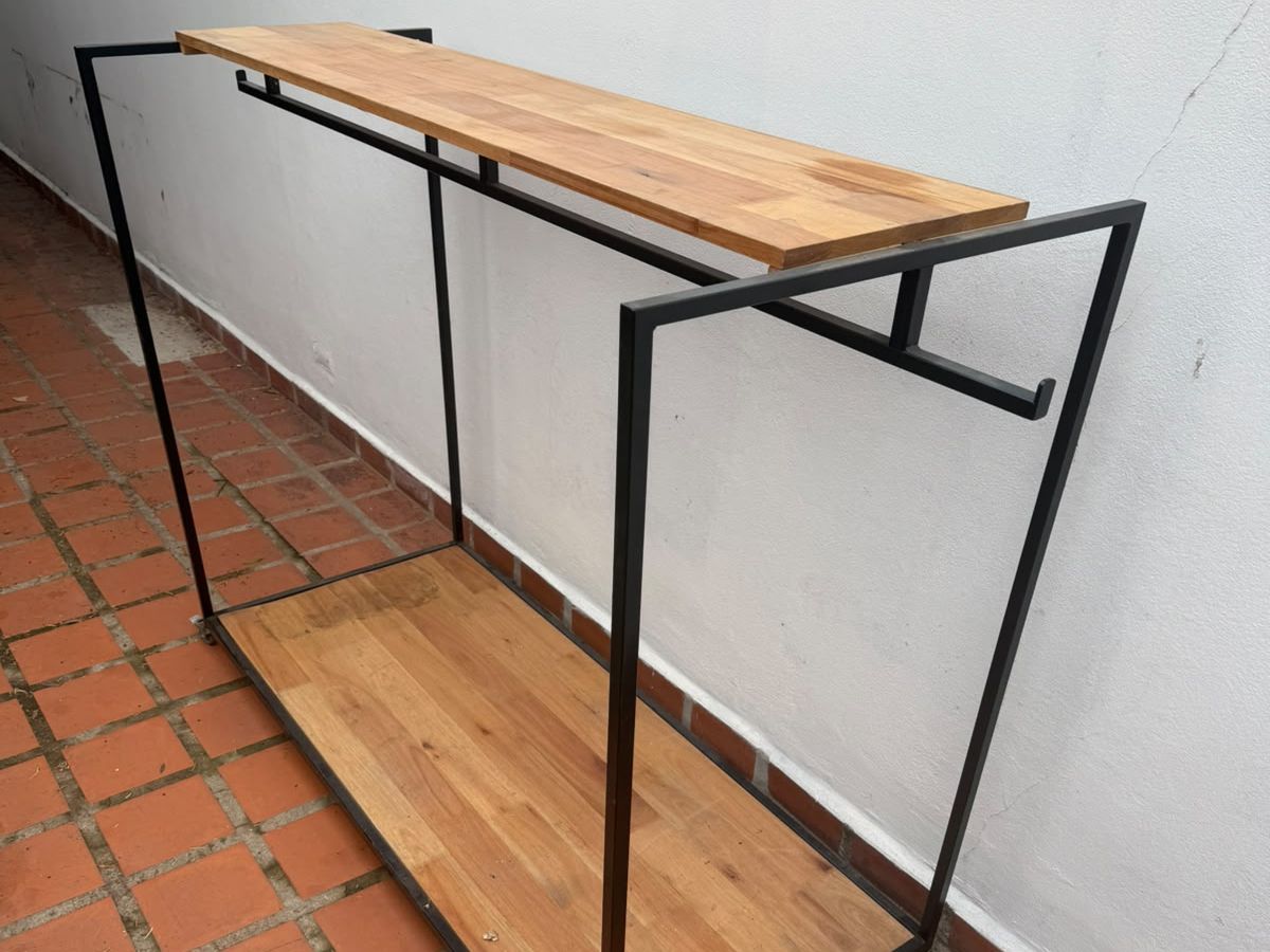 Perchero Exhibidor Para Local Con Estante De Madera 186x64x145