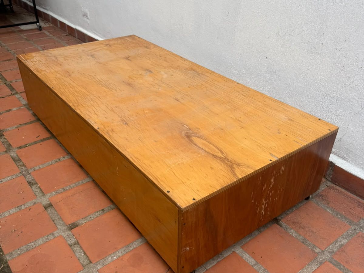 Tarima De Madera Para Exhibición De Productos 75x150x35