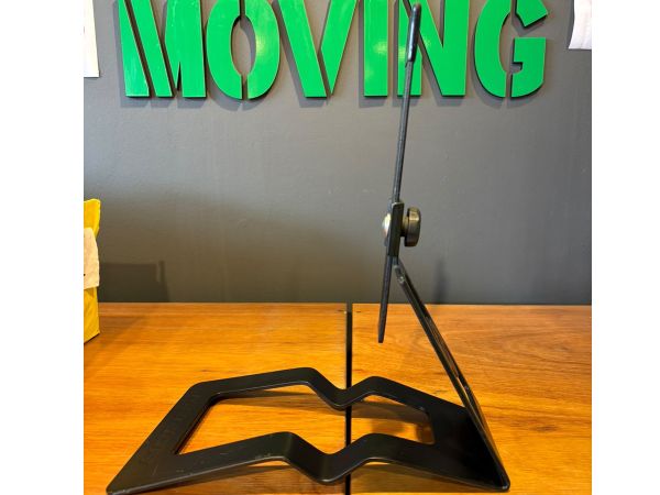 Pie Exhibidor Soporte Para Bicicletas Metalico