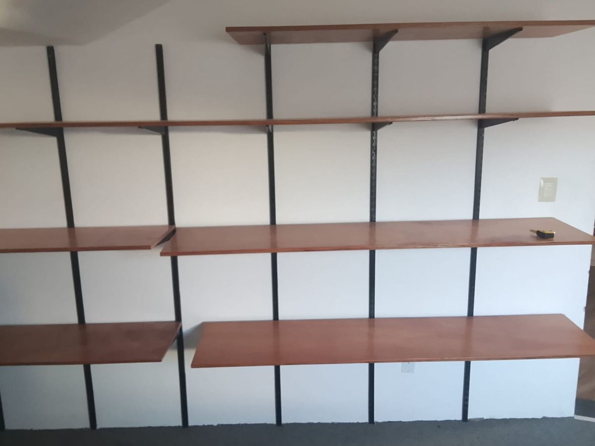 Estanteria De Pared Sistema Cremallera Con Estantes Madera 190x40x300