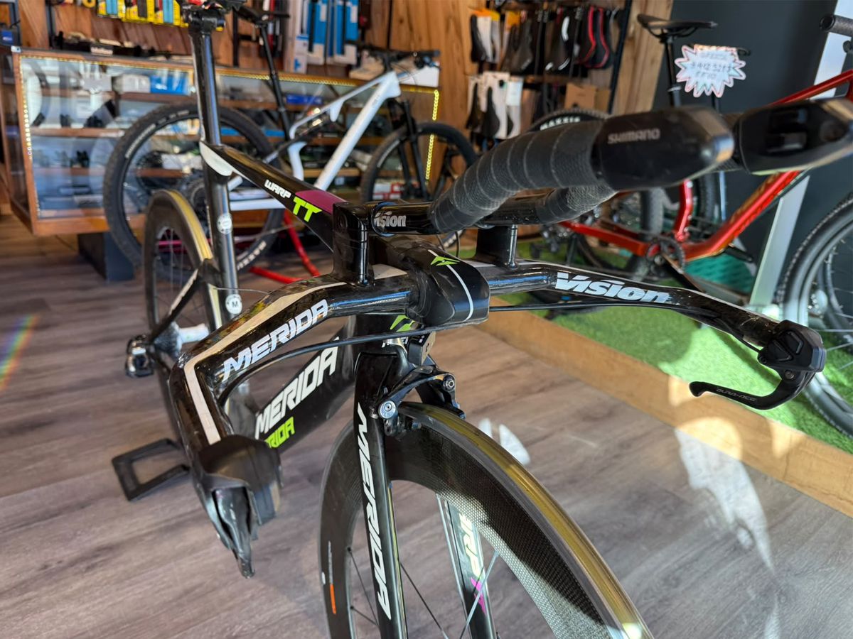 Mérida Warp Tt Talle M Con Grupo Dura Ace 2x11 Di2 Ruedas Fulcrum Carbono Perfil 80mm Usada