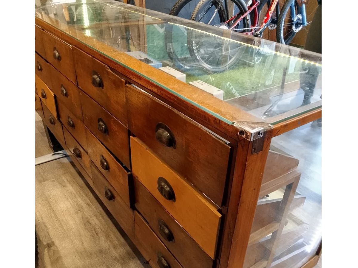 Mueble Merceria Mostrador Exhibidor De Vidrio Con Estantes Y Cajones 200x50x90