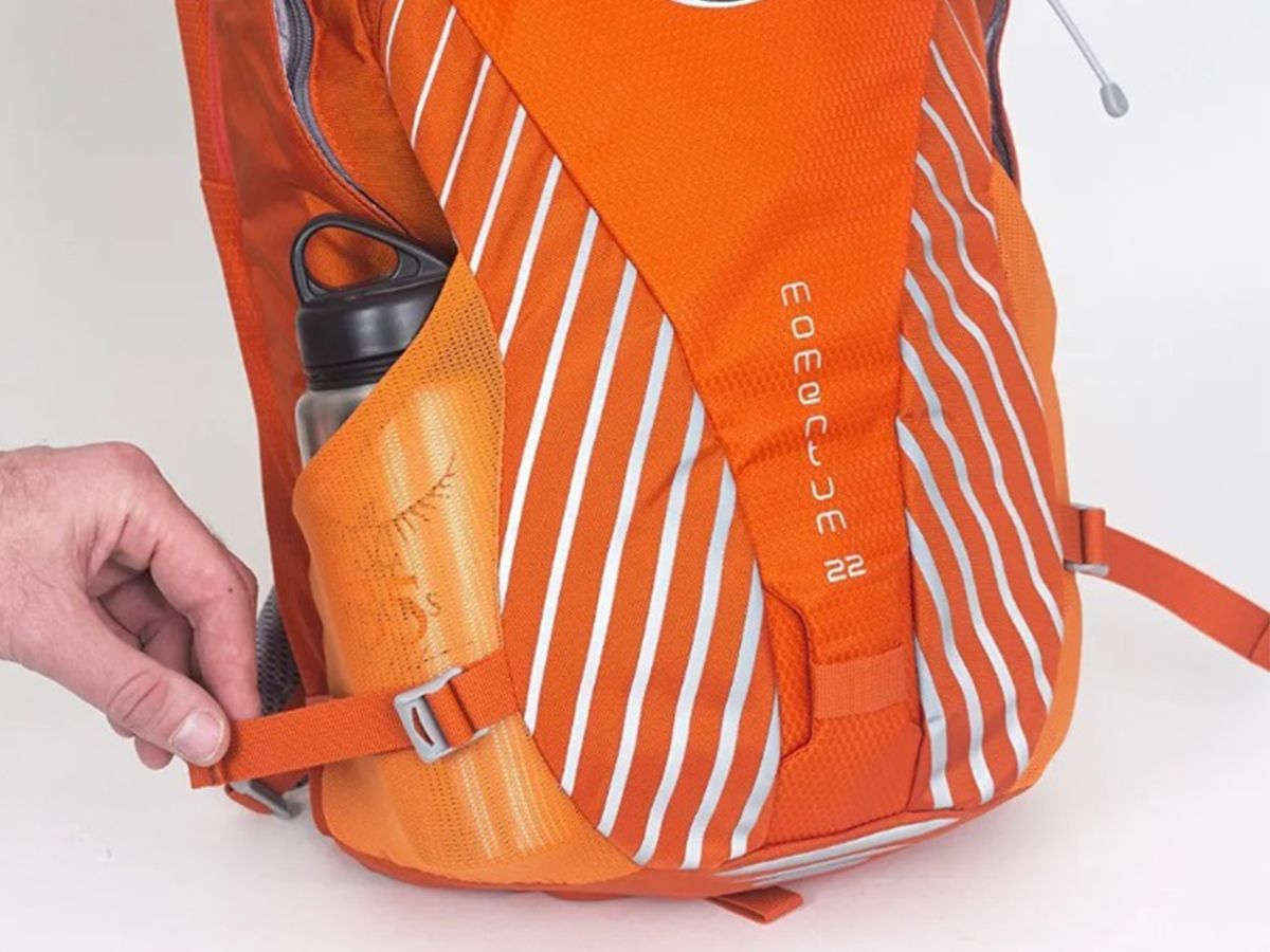 Osprey momentum hotsell 22